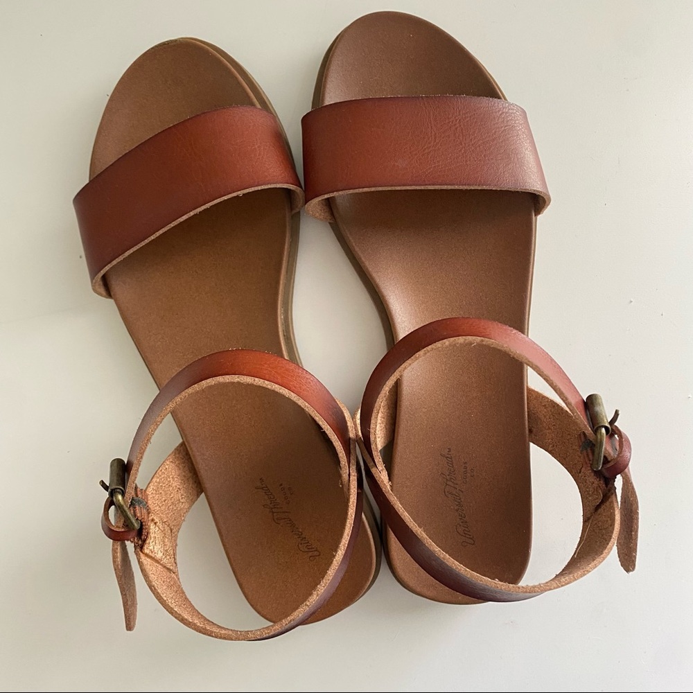 Size 6 Tan Sandals